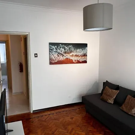 Διαμέρισμα Guiki House *
